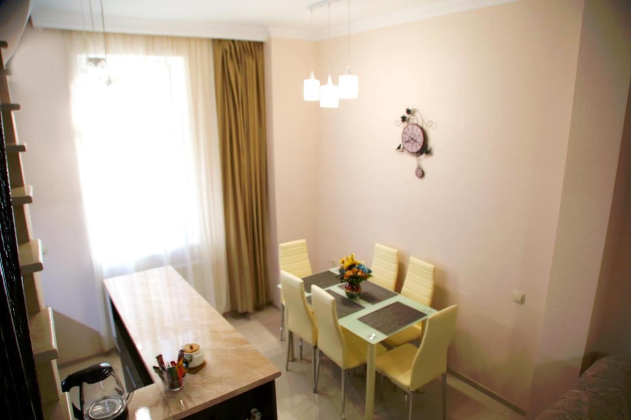 Family Apartments Tbilisi Eksteriør billede